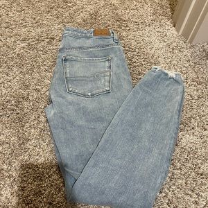 women’s American Eagle jeans